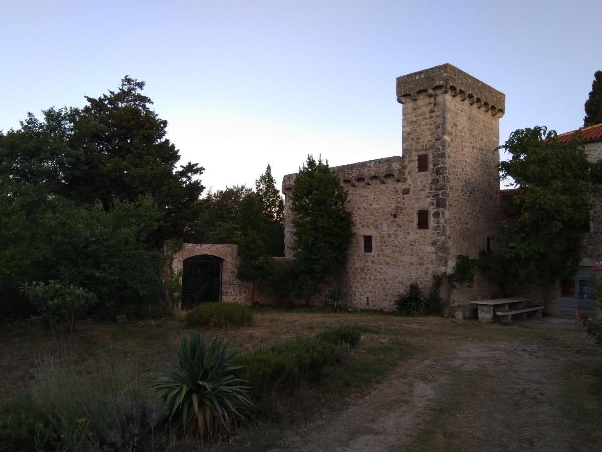 Appartement Jankovich Castle à Benkovac Extérieur photo