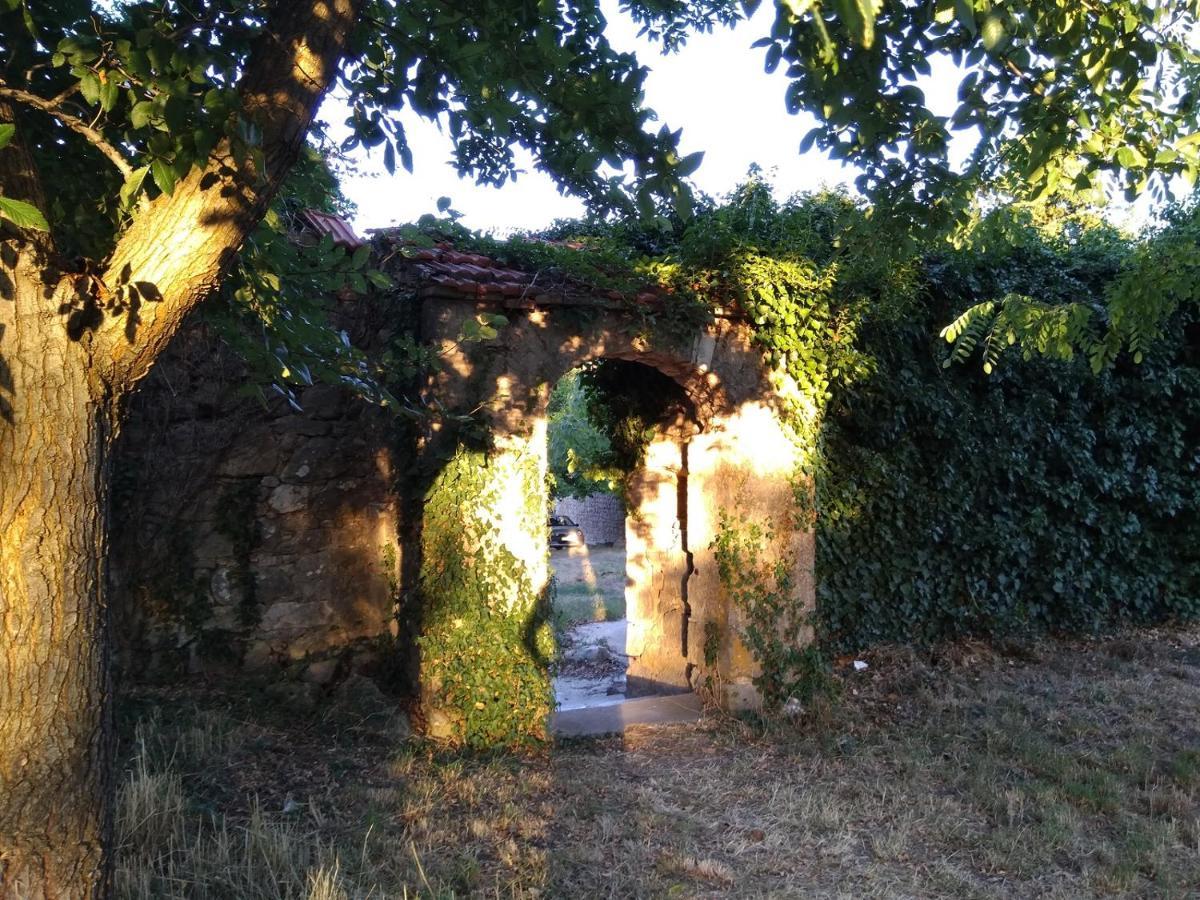 Appartement Jankovich Castle à Benkovac Extérieur photo